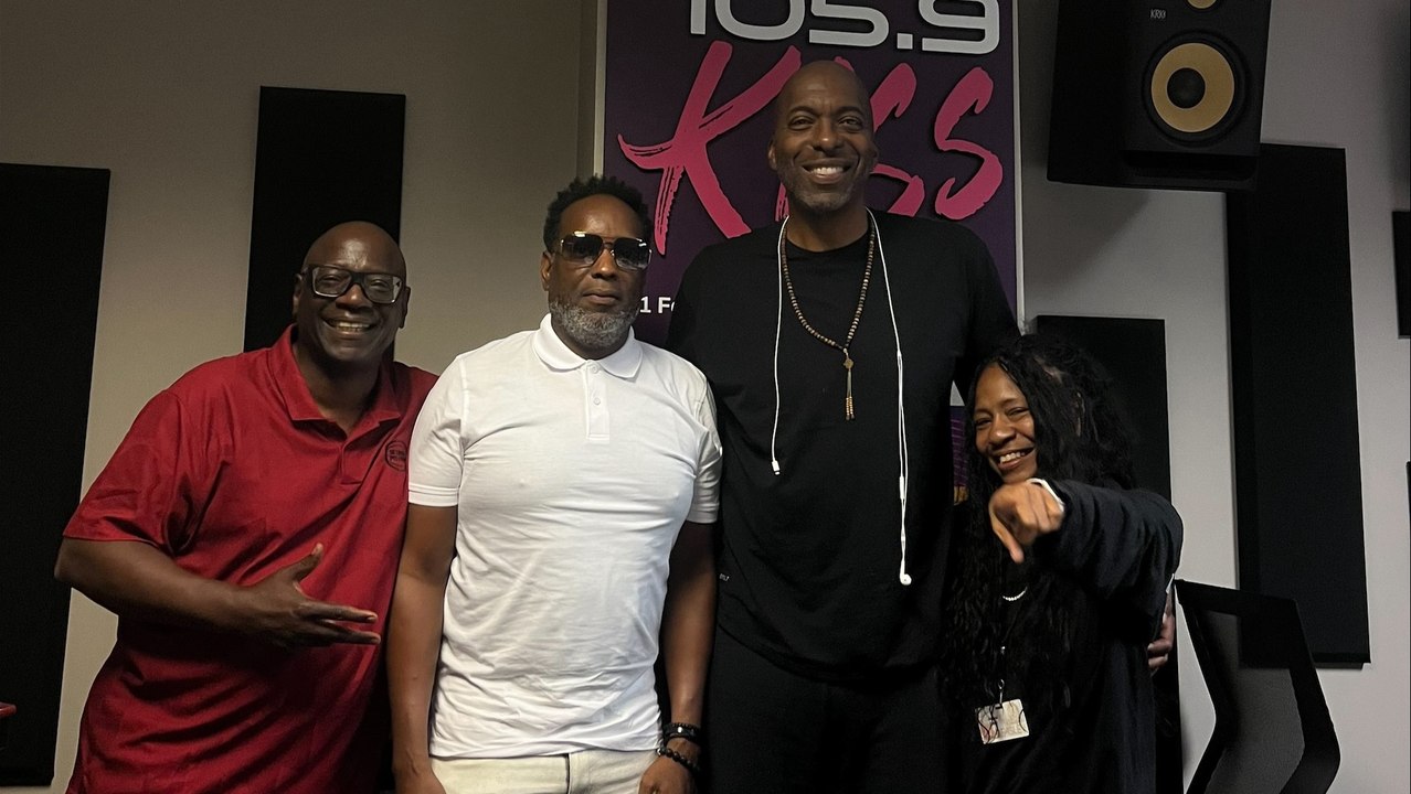 John Salley Talks the Pistons-Celtics Feud & Light Up Livernois | Community Talk with Mason & Starr