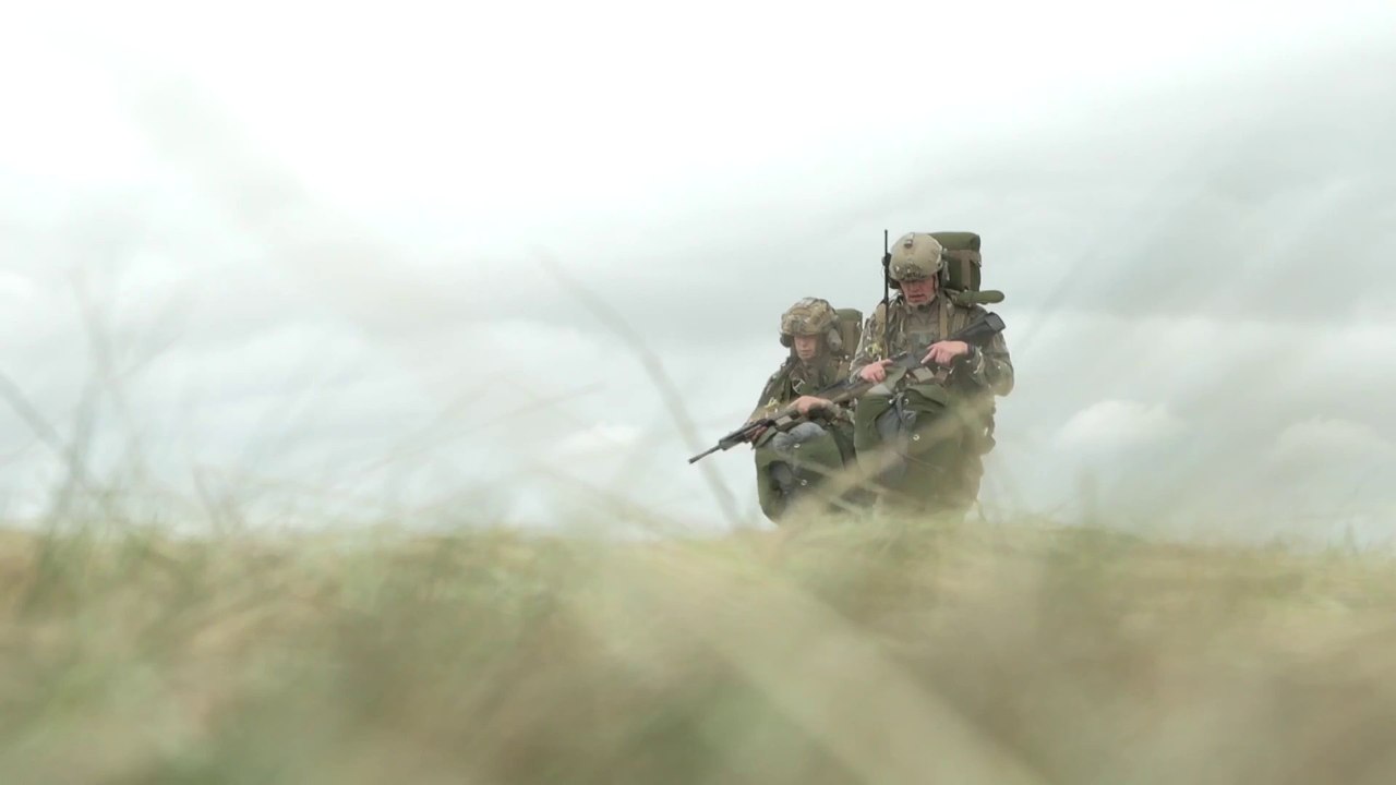 BFMTV a suivi le 1er régiment de chasseurs parachutistes, une unité d'élite historique