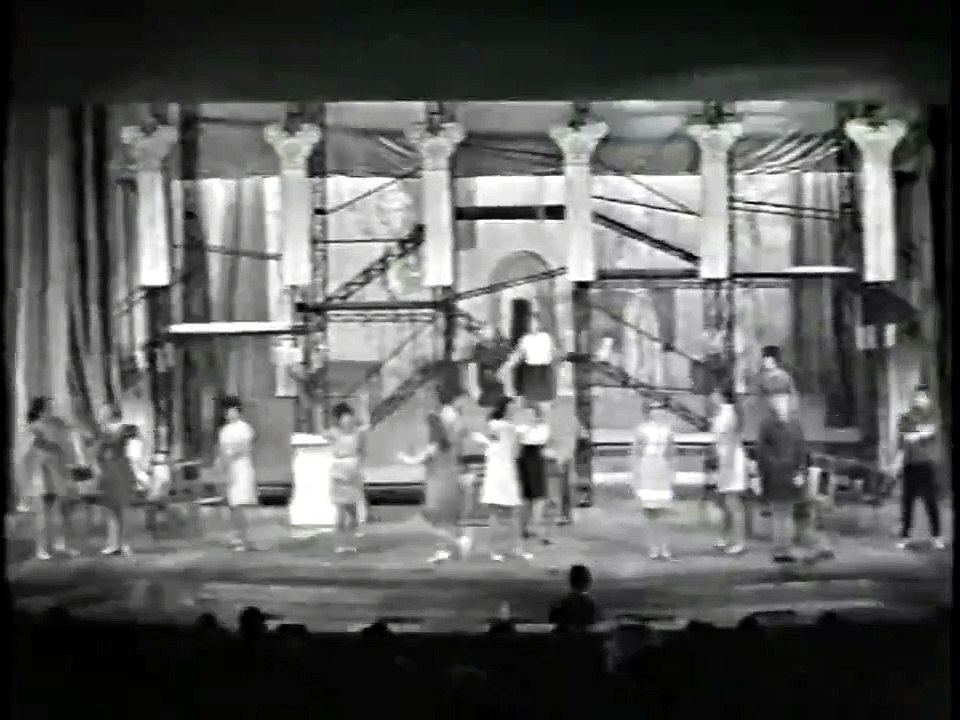 Женский монастырь 1 серия (1964).