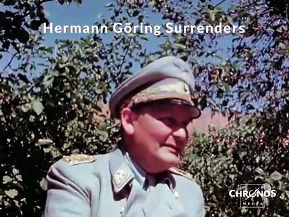 Герман Геринг арестованный в мае 1945 года, под охраной США