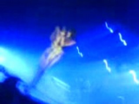 Jenifer Serre Moi (Caen Zenith 28 Mars 2008)