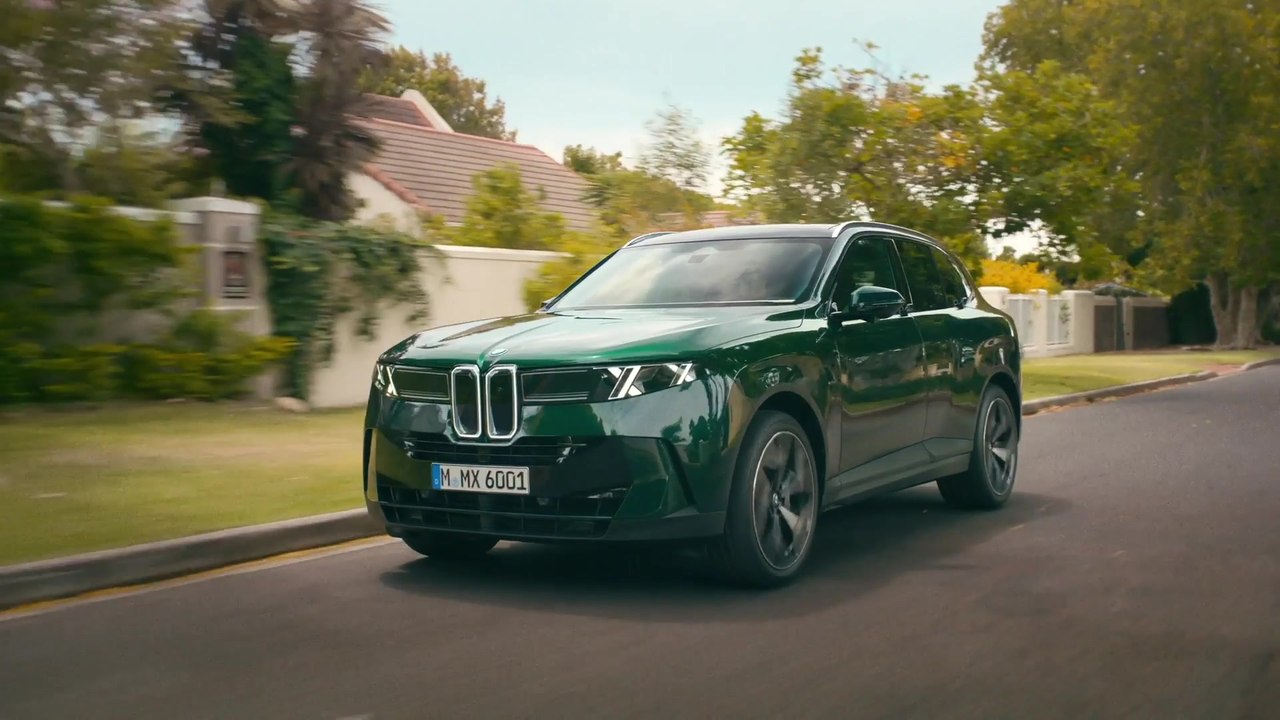 The new BMW X5 40 xDrive - Driving Video