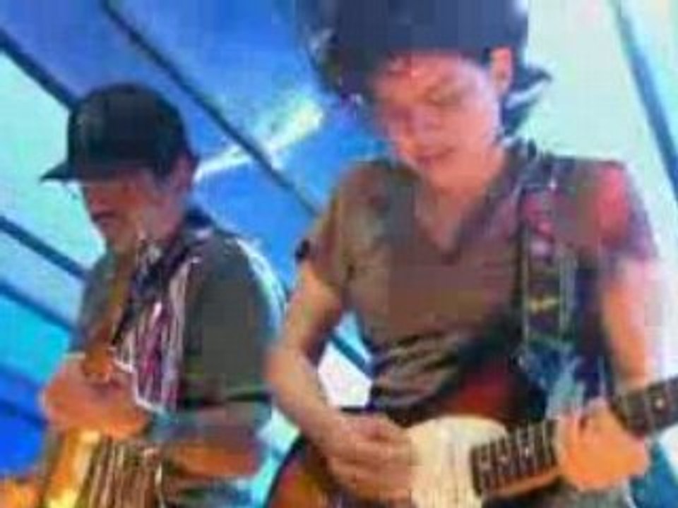 CSS  "Let's Make Love (& Listen to Death From Above)" (Live)