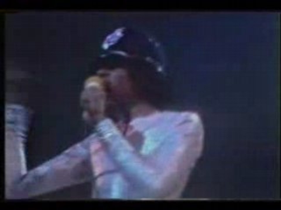 Michael Jackson  - Blame It On The Boogie (Londres 1979)