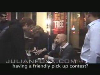 Neil Strauss (Style) - Plays the Julian's questions game