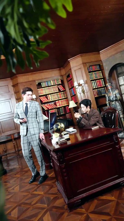 Cold CEO's Mother Hires A Poor Girl As His Bodyguard, But Unexpectedly She Wins His Heart!