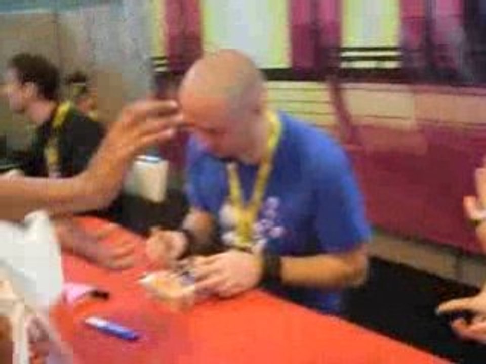 On va se faire dedicassé le Dvd saison 2 de NErdz