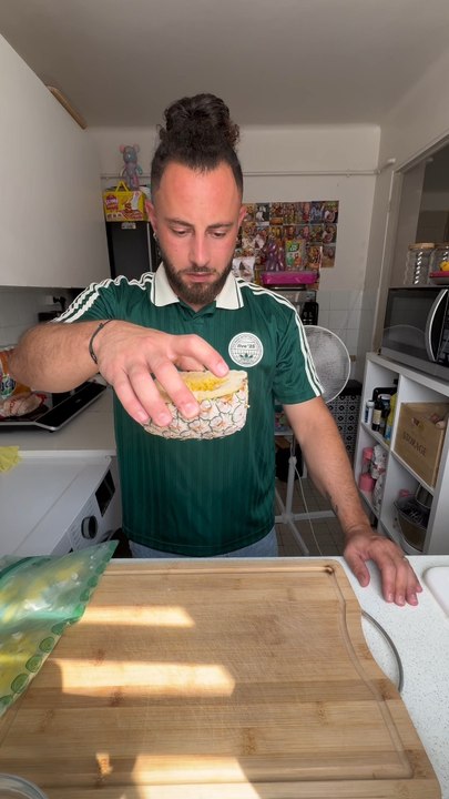 Je teste la glace à l’ananas 🍍 Maison 😂