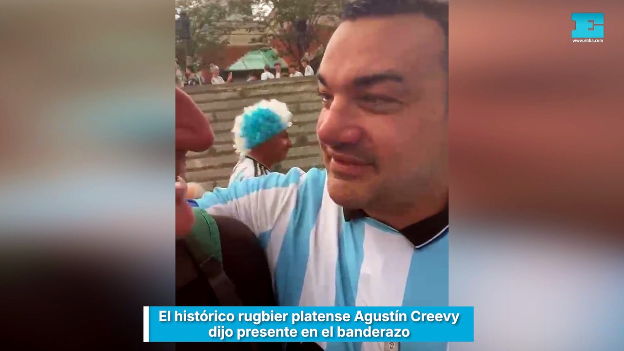 El histórico rugbier platense Agustín Creevy dijo presente en el banderazo
