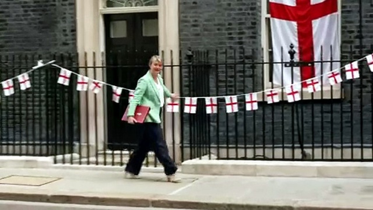 Ministers arrive for Starmer’s final cabinet meeting