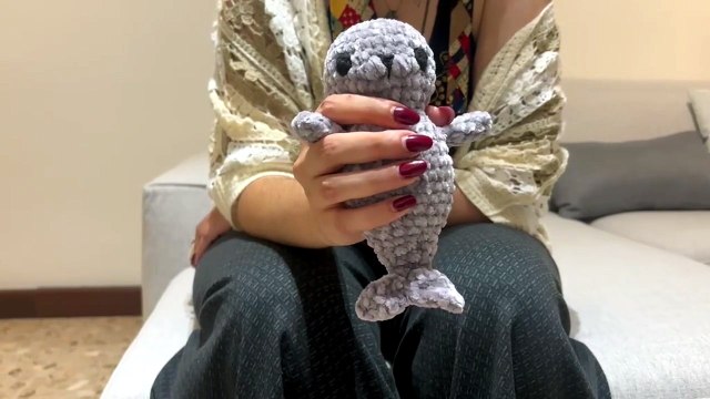 Molestata dal padre, la video intervista ad Anna: “Racconto la mia storia per dare voce alle altre”