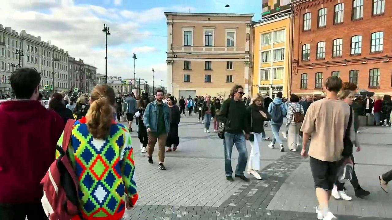 SAINT PETERSBURG Russia Walking Tour 4K Through the City Streets