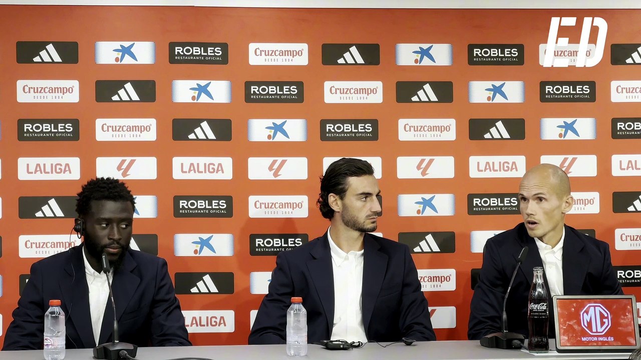 Jon Guridi y Juan Iglesias hablan en su presentación como nuevos jugadores del Sevilla FC