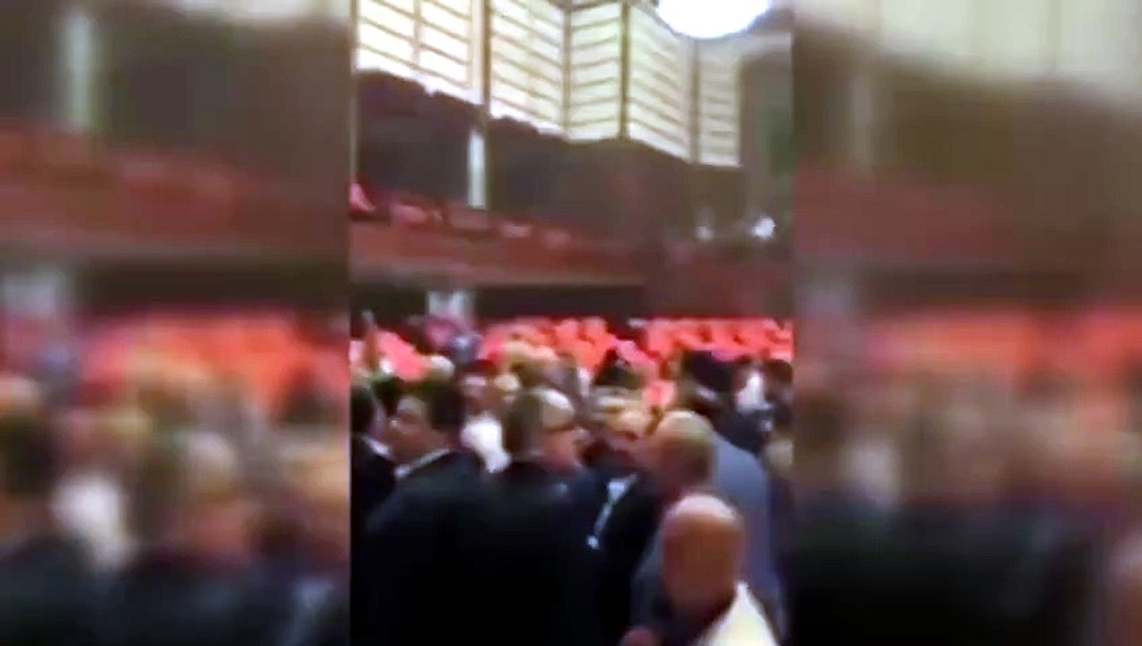 Bombalar altında tarihi direniş: 15 Temmuz gecesi Gazi Meclis'te neler yaşandı?