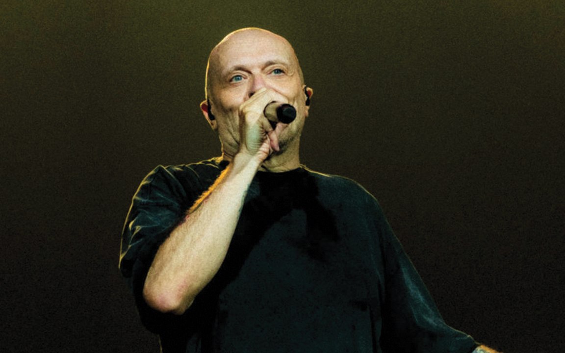 Max Pezzali si prende gli stadi: il suo tour è il più venduto del 2026. E quello del 2027 è già sold out