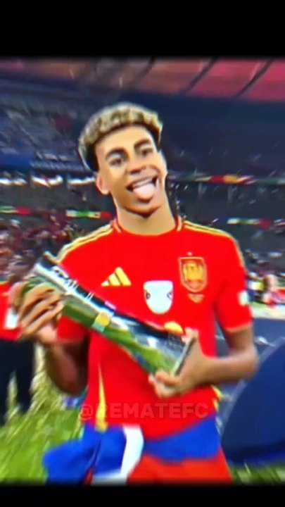 👑 THE BOY GENIUS!