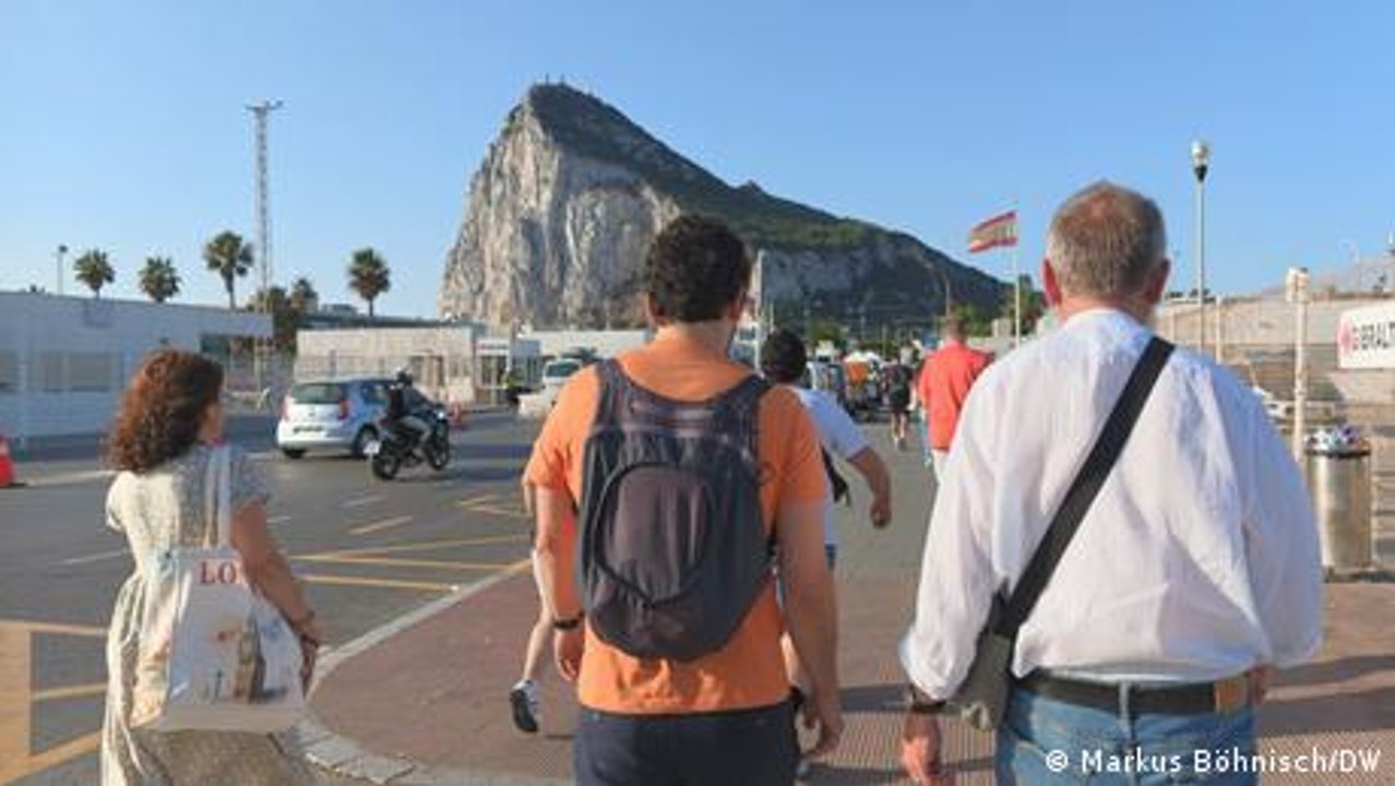 Gibraltar border open