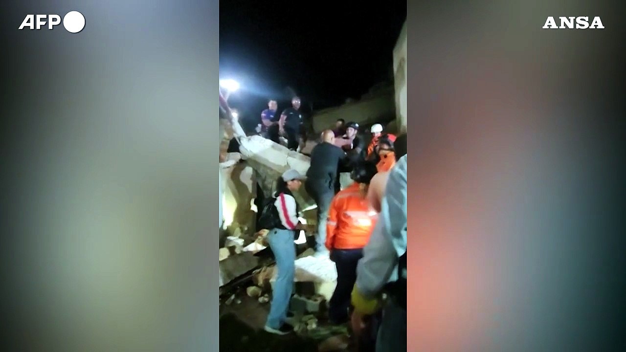 Terremoto in Venezuela, neonato estratto vivo dalle macerie