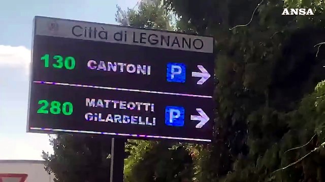Maltempo: violenta grandinata con vento nel Milanese, caduta di alberi e cartelloni