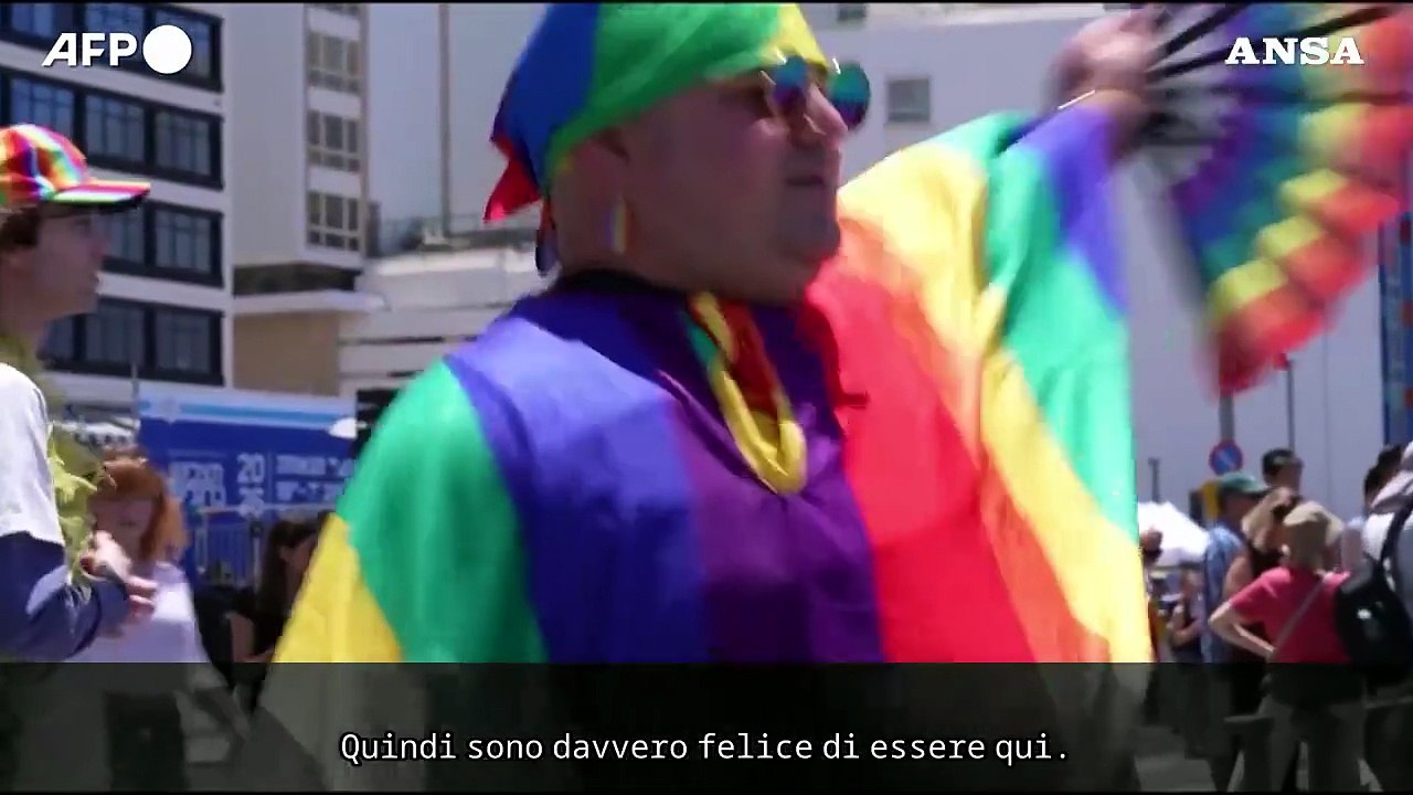In Israele, la prima parata del Pride a Tel Aviv dopo gli attacchi del 7 ottobre