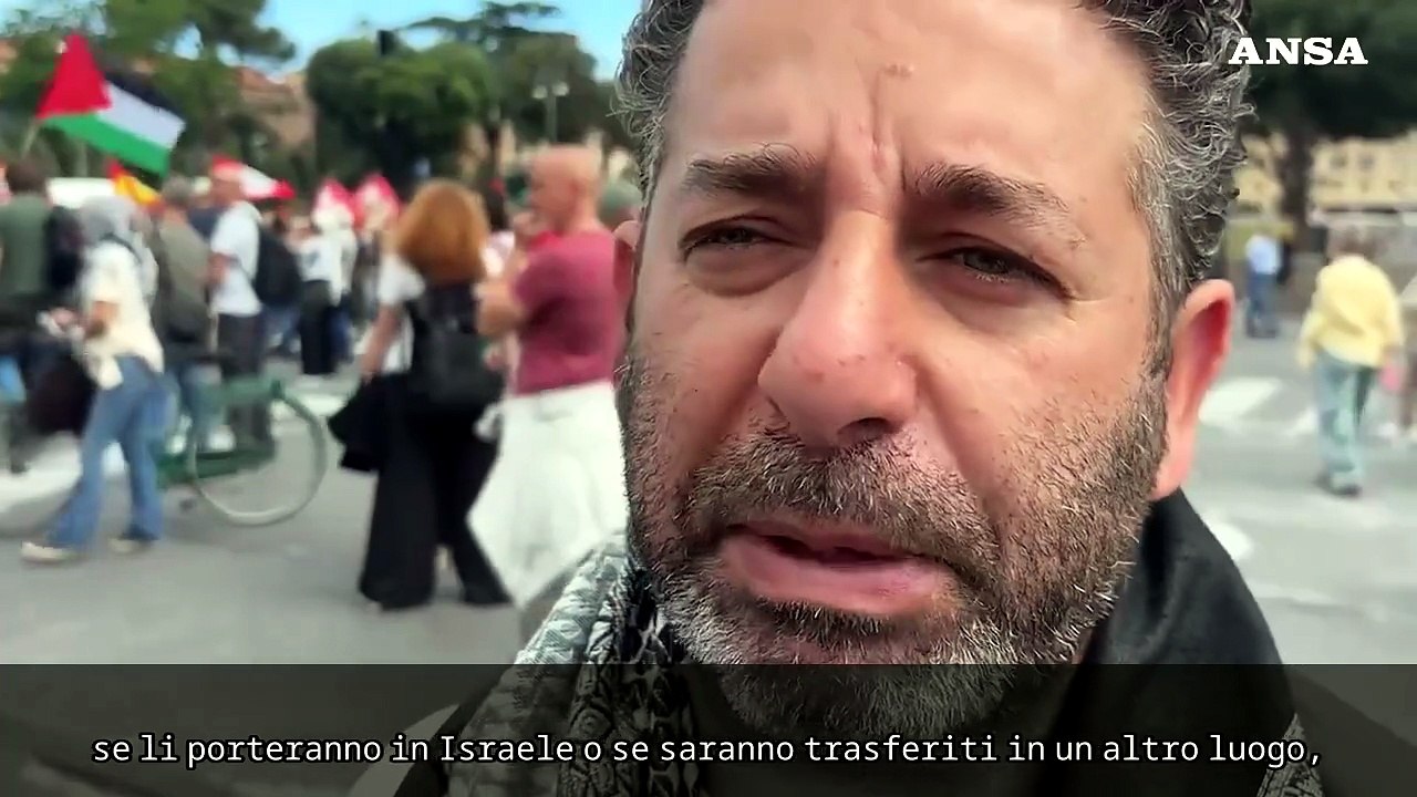 Flotilla, Abukeshek: "Cinque barche intercettate, i governi europei sono complici"