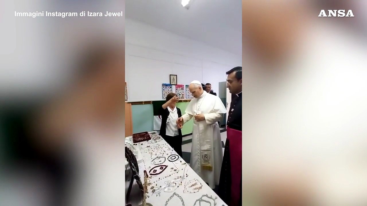 "Gli orecchini? Non sono per me", il regalo del Papa per la nipote