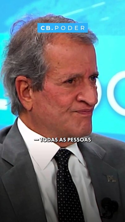 Flávio Bolsonaro daria indulto ao pai e demais condenados pelo 8/1, diz presidente do PL