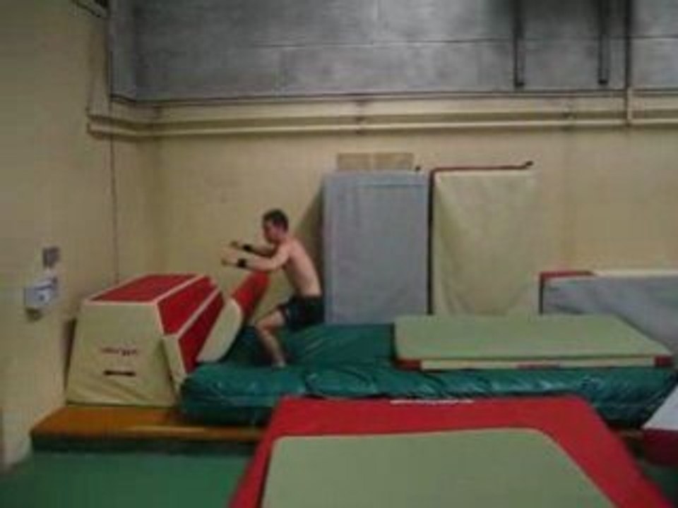 Salto avant et demi