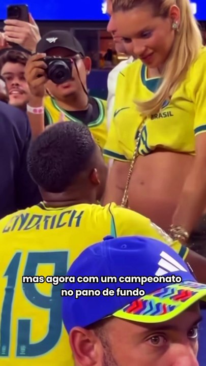 Como as WAGs, companheiras dos jogadores, crescem nas redes com conteúdo paralelo à Copa