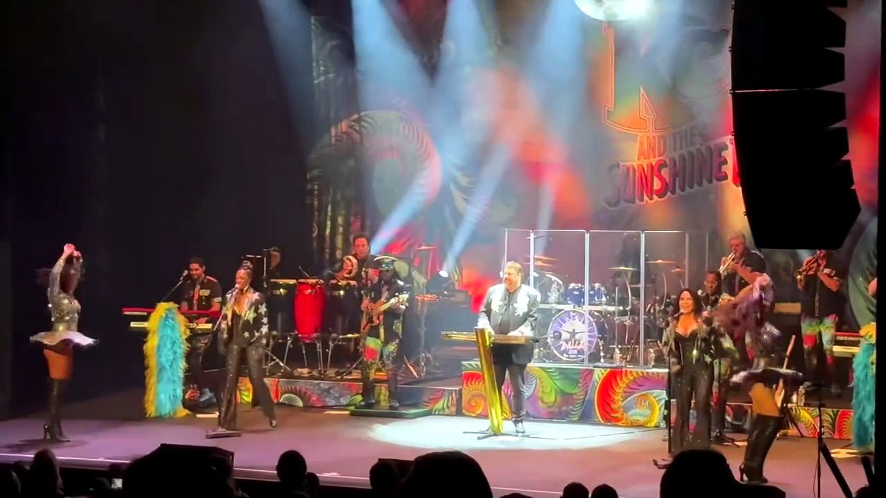 KC and the Sunshine  Band (Shake, Shake, Shake) Shake Your Booty  (Live at Moore Theater 8_21_2025)