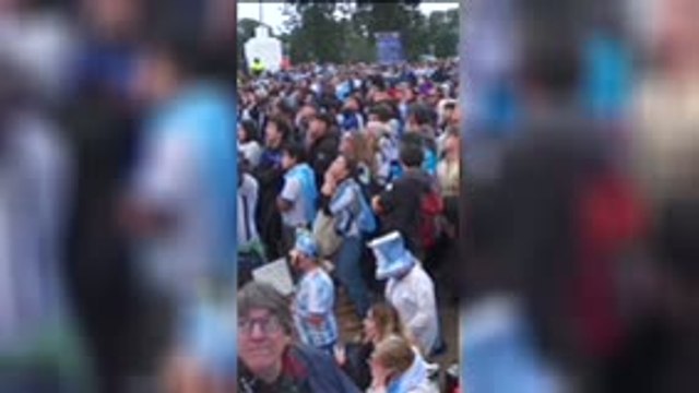 Argentine - La joie intense des supporters à Buenos Aires