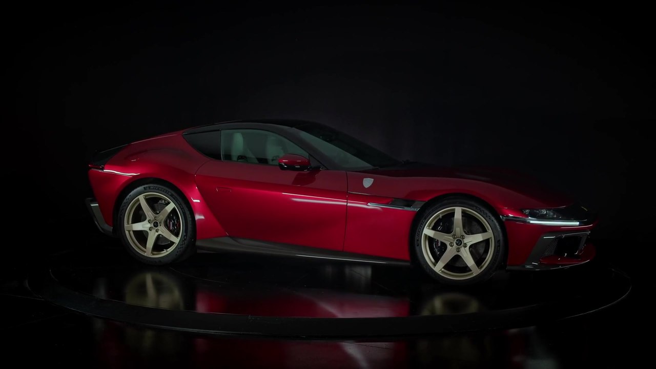 Ferrari 12Cilindri Manuale - 360 View