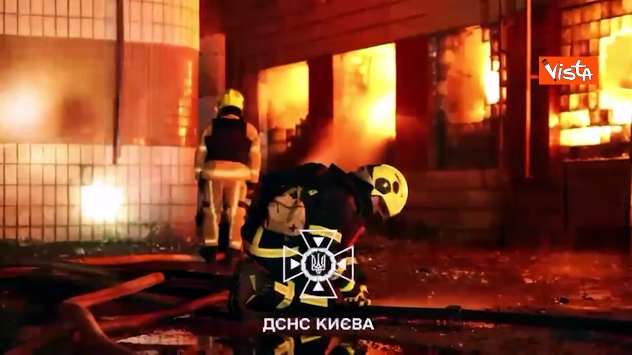 Attacco russo in Ucraina con 13 missili e 151 droni, due morti a Kiev