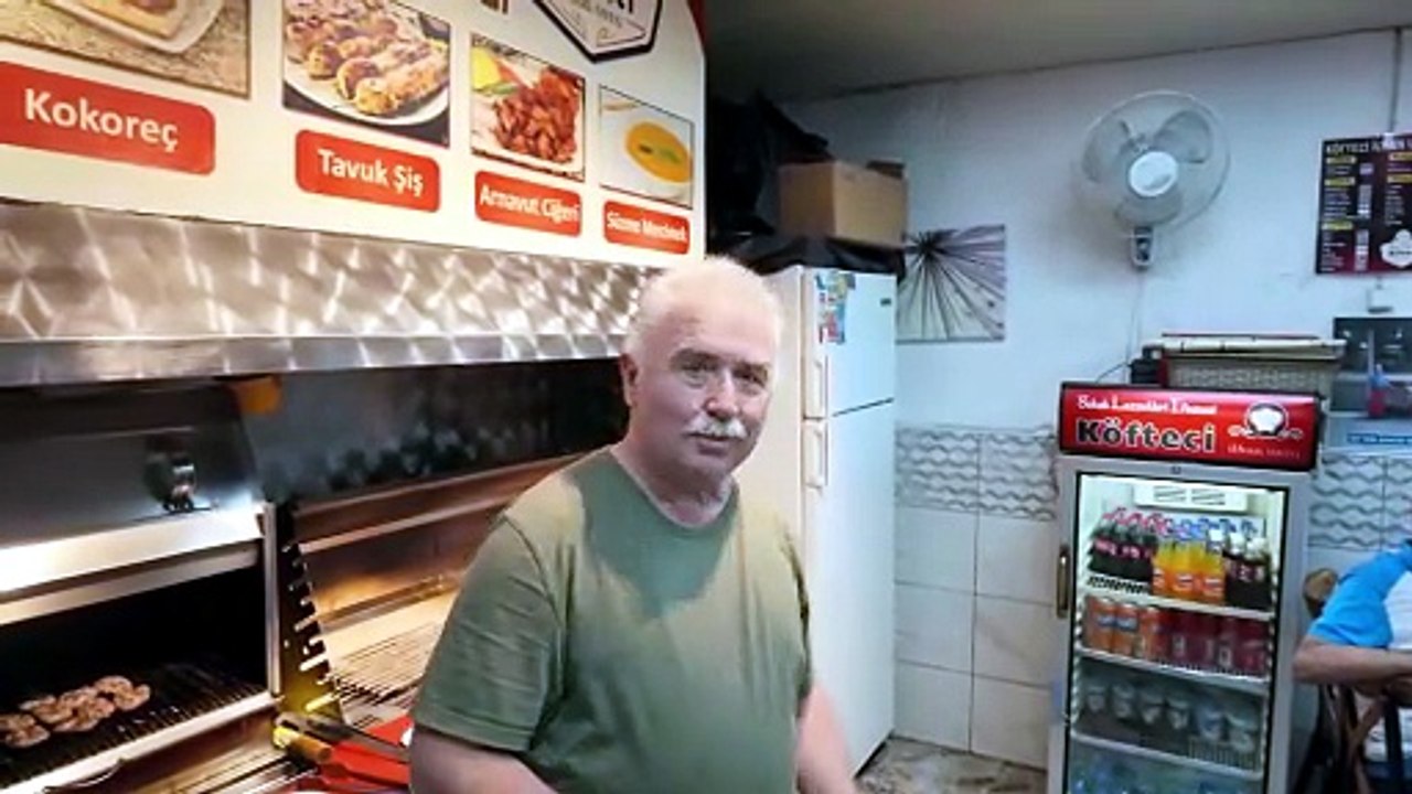 Sanatçı Anne Babanın Lezzet Ustası Oğlu Meşhur Tereyağlı Mercimek Anne Köftesi Piyaz İlhan Usta 🢃