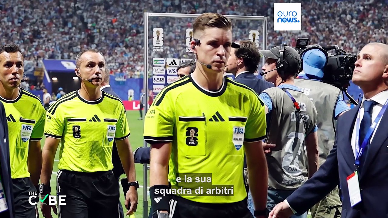 False accuse contro l'arbitro François Letexier dopo l'eliminazione dell'Egitto dal Mondiale