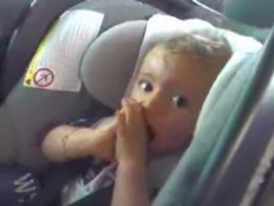 enzo en voiture
