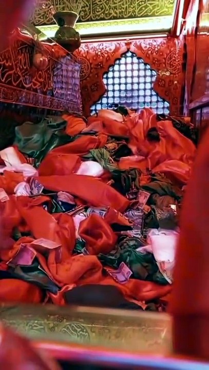 Roza-e-Hazrat Abbas Alamdar (A.S) Ke Zarih Mubarak Ke Andar Ka Manzar Aur Dua