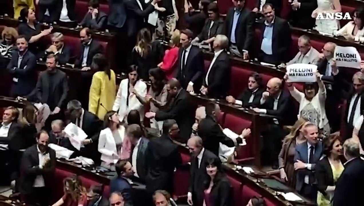 L. elettorale, cartelli opposizioni alla Camera: "Meloni ha fallito"