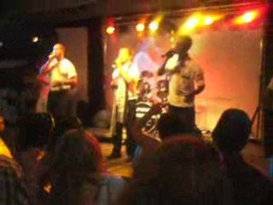 REBIKA extrait MIREDAREDA