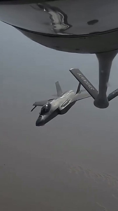 F-35 Stealth Fighters Refuel Mid-Air While On Patrol