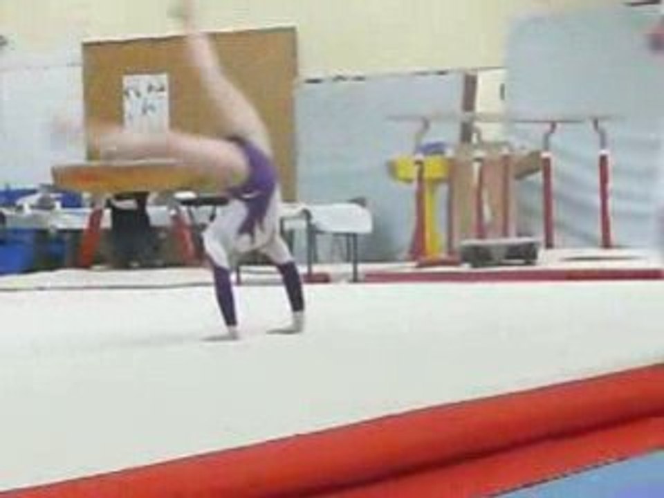 Gymnastique artistique Féminine au sol