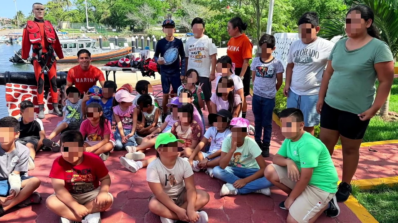 Niños recorren la Décima Segunda Zona Naval en Vallarta | CPS Noticias Puerto Vallarta