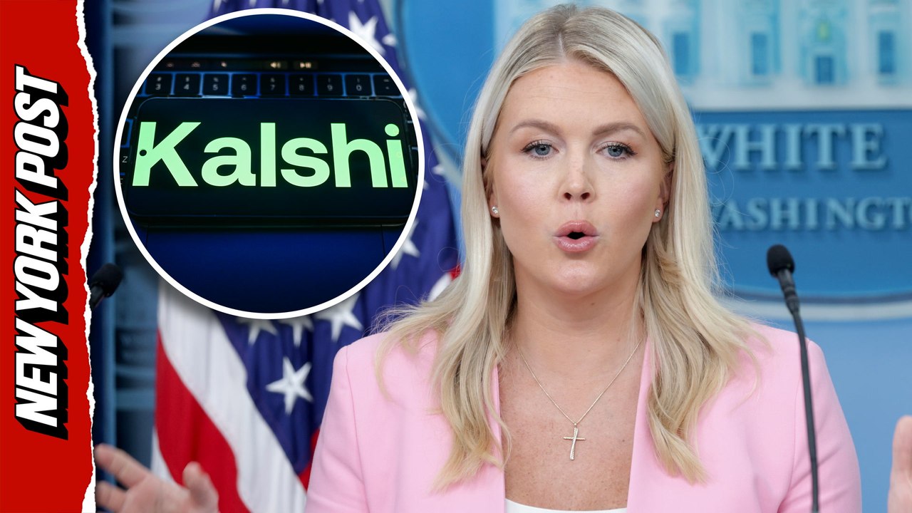White House teleprompter operator on leave over insider betting report