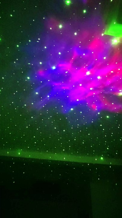 Aurora Borealis in the sky : testing my new lights 👨‍🚀🌟 🌌