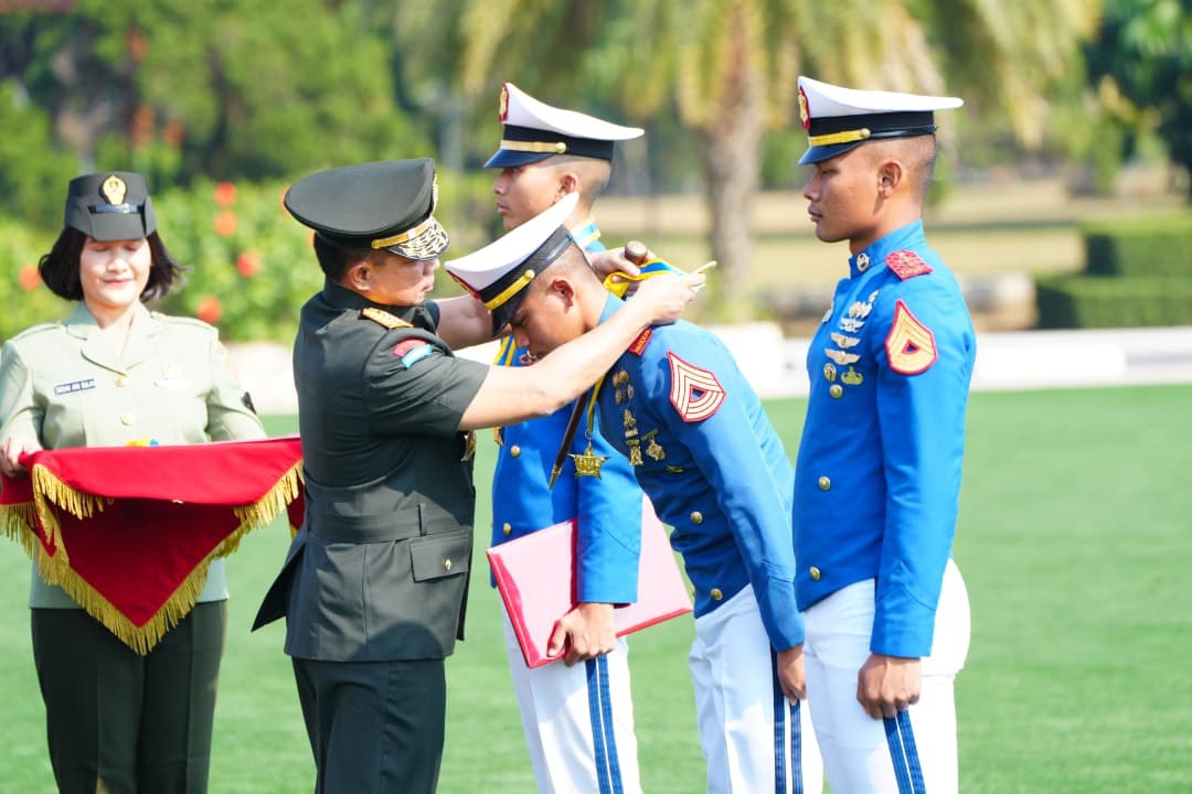Panglima TNI Tutup Pendidikan Pertama Akademi TNI Tahun 2026 di Cilangkap