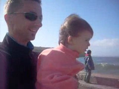 J'appelle les grosses vagues, c'est trop rigolo