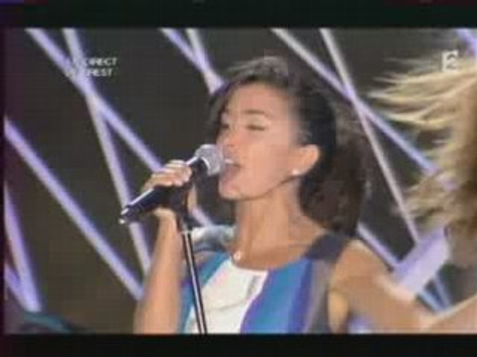 JENIFER   " SI C ' EST UNE ILE "