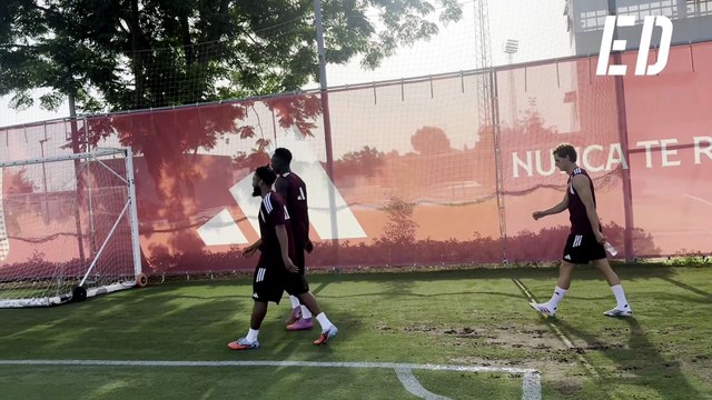 Último entrenamiento del Sevilla FC antes de viajar a Polonia