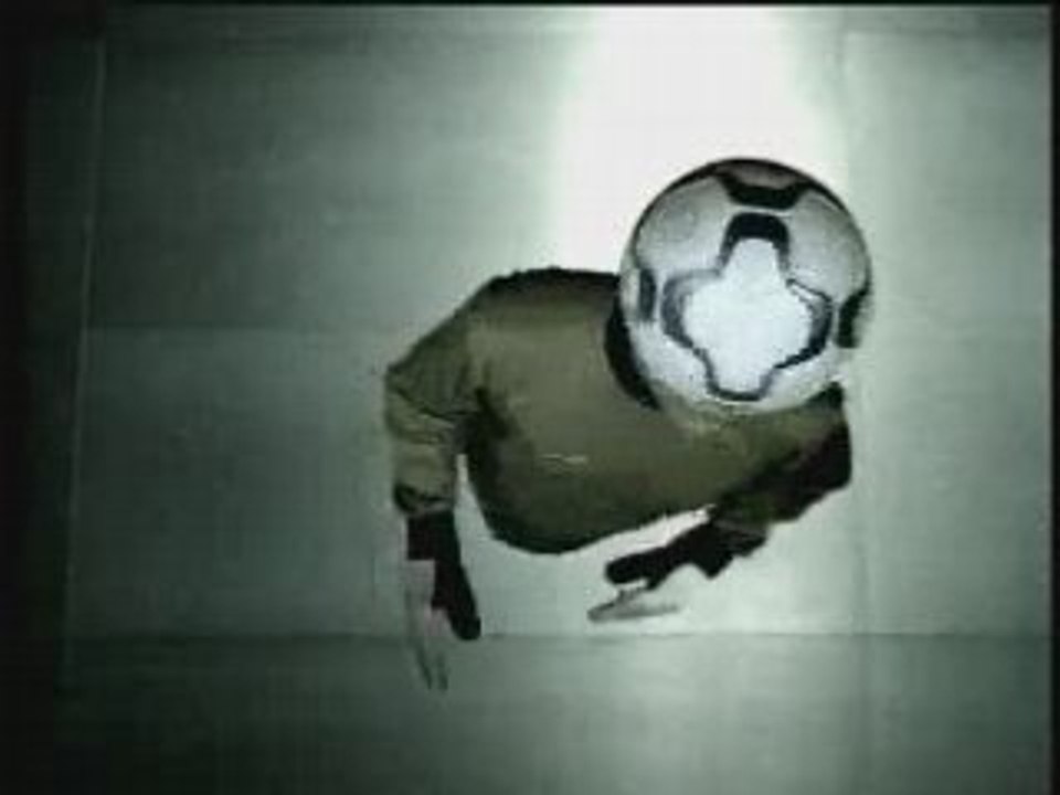Pub - Nike - Football Freestyle(Ronaldinho, Totti, Mendieta,