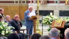 «Ένας ακόμη Ιούλιος που μας έδειξε κάποτε η Αλίκη, η Τζένη, η Ρένα, παίρνει σήμερα κι εσένα»